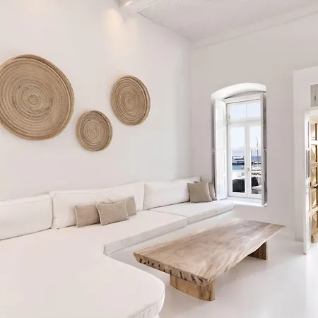 Kampani * Mykonos Town