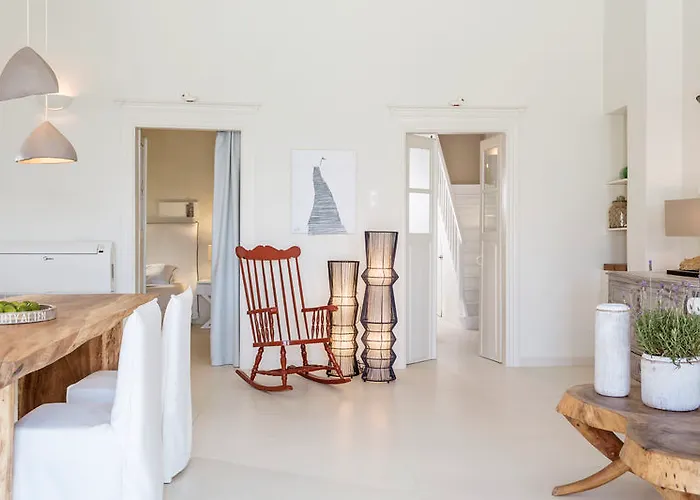 Villa Kampani Sea View *