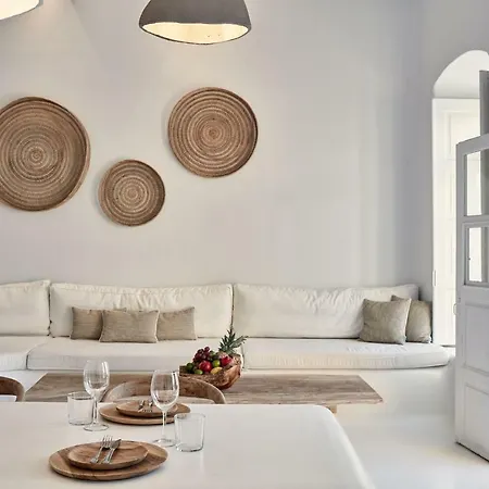 Kampani Villa *