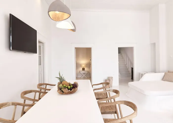 Villa Kampani Sea View *