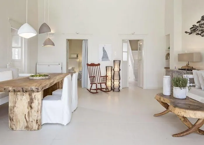 Villa Kampani Sea View *