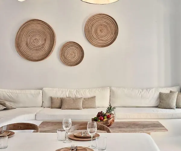 Villa Kampani Sea View *